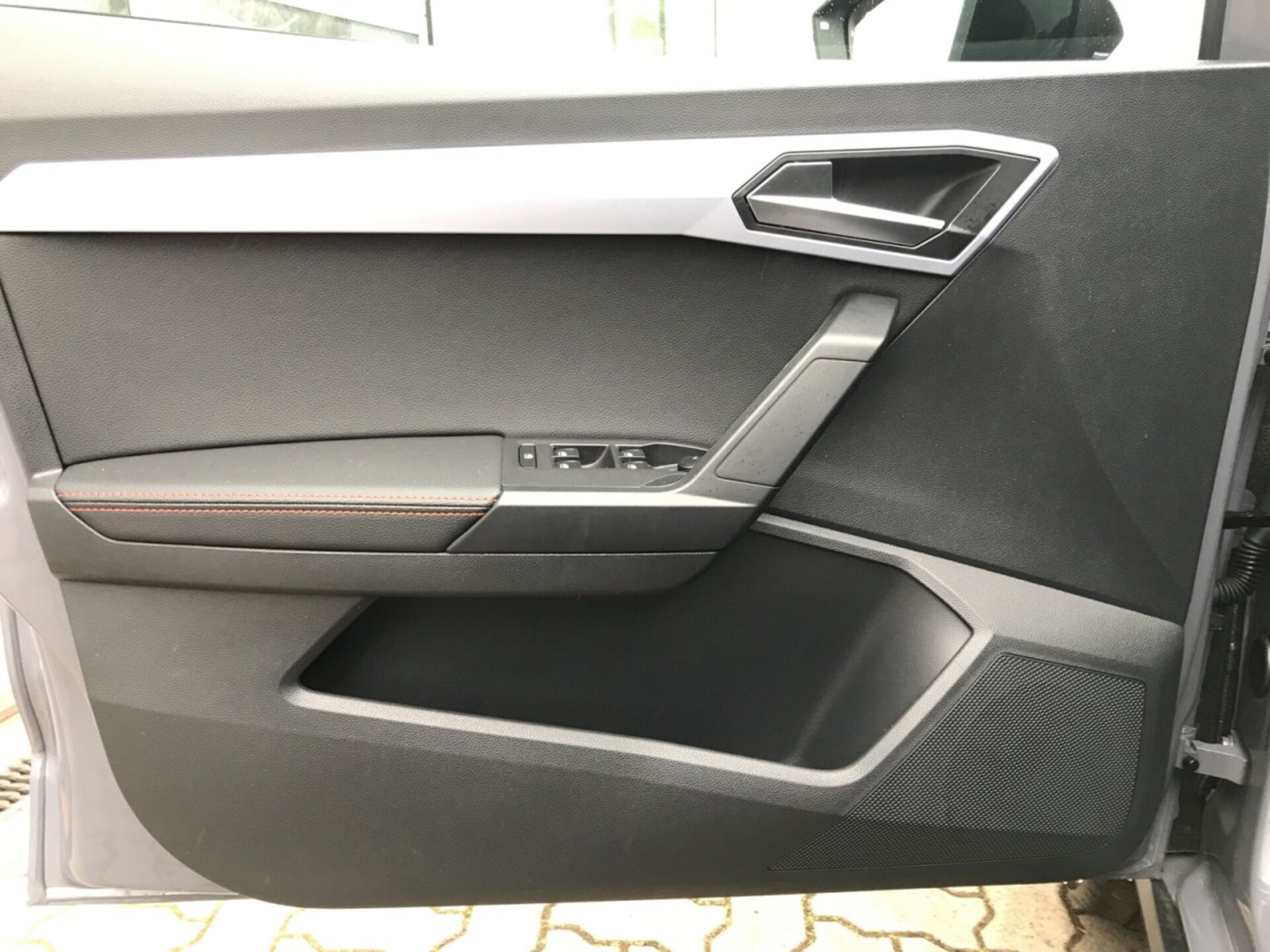 SEAT Arona FR