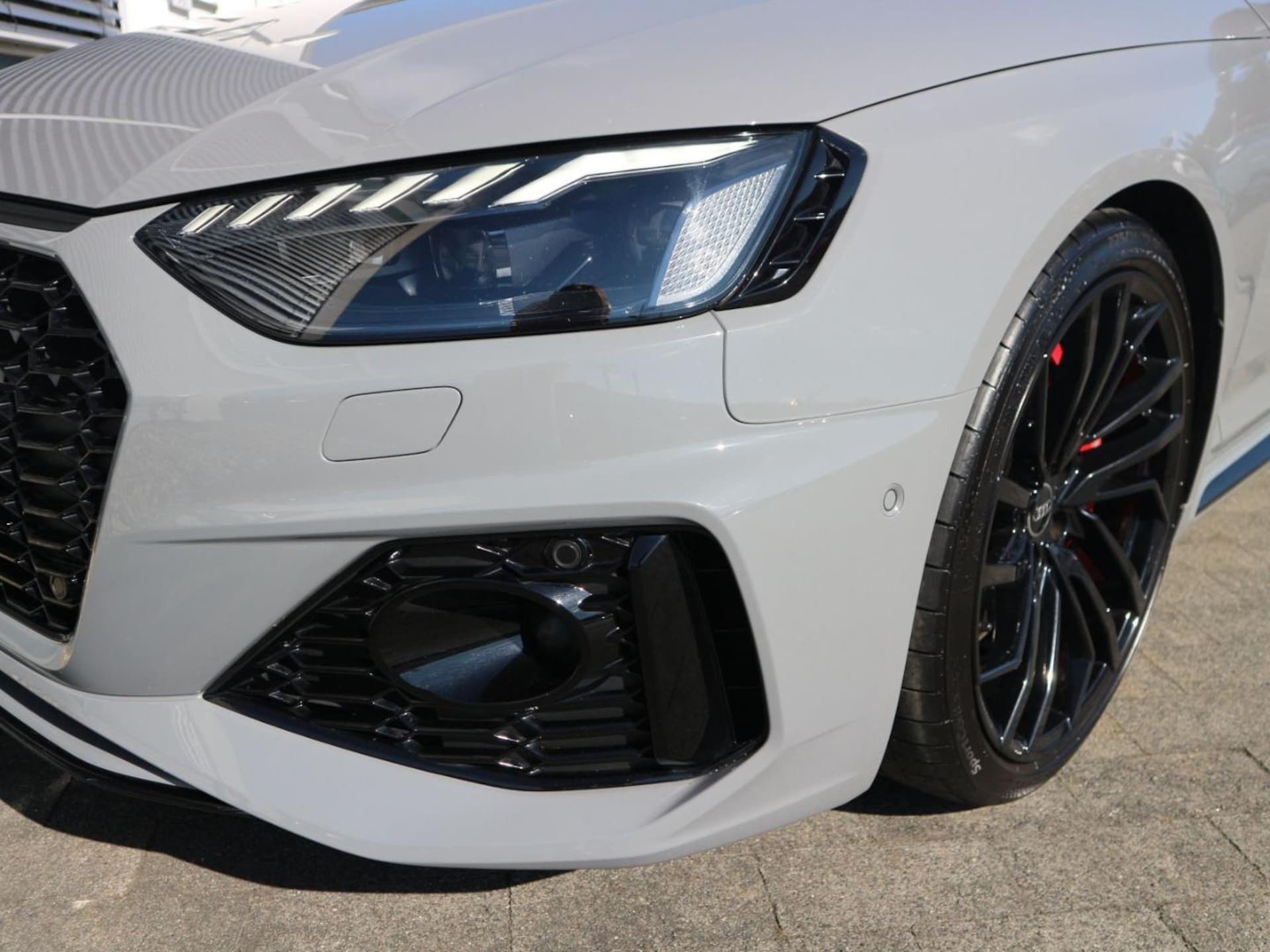 Audi RS 4 Avant