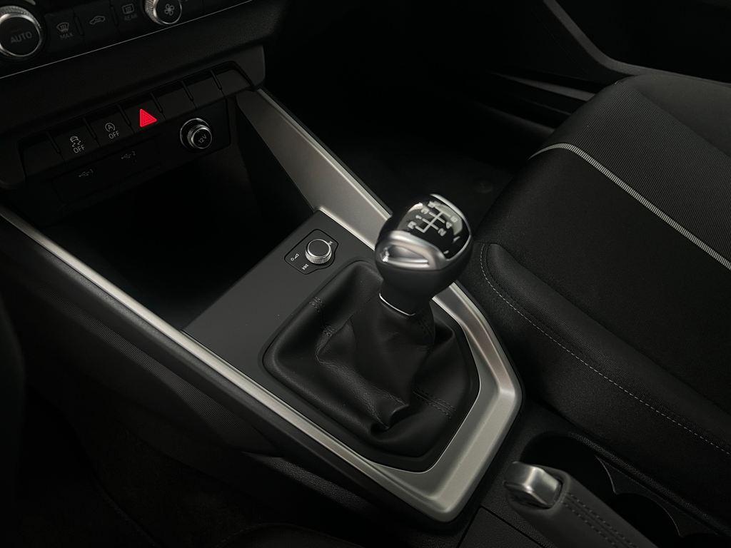 Image about Audi A1 Sportback Advanced 30 TFSI 85 kW (116 CV) 6 vel.