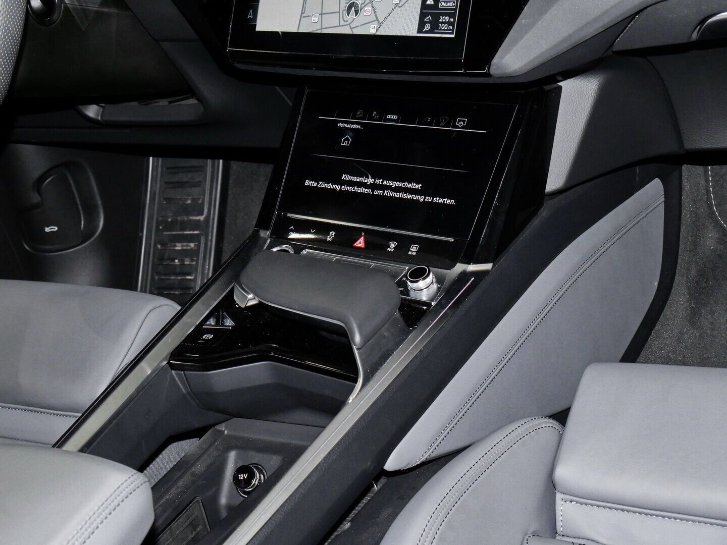 Image about Audi Q8 e-tron S line 55 e-tron quattro