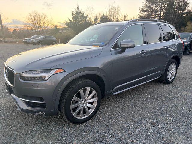 2017 Volvo XC90 Momentum