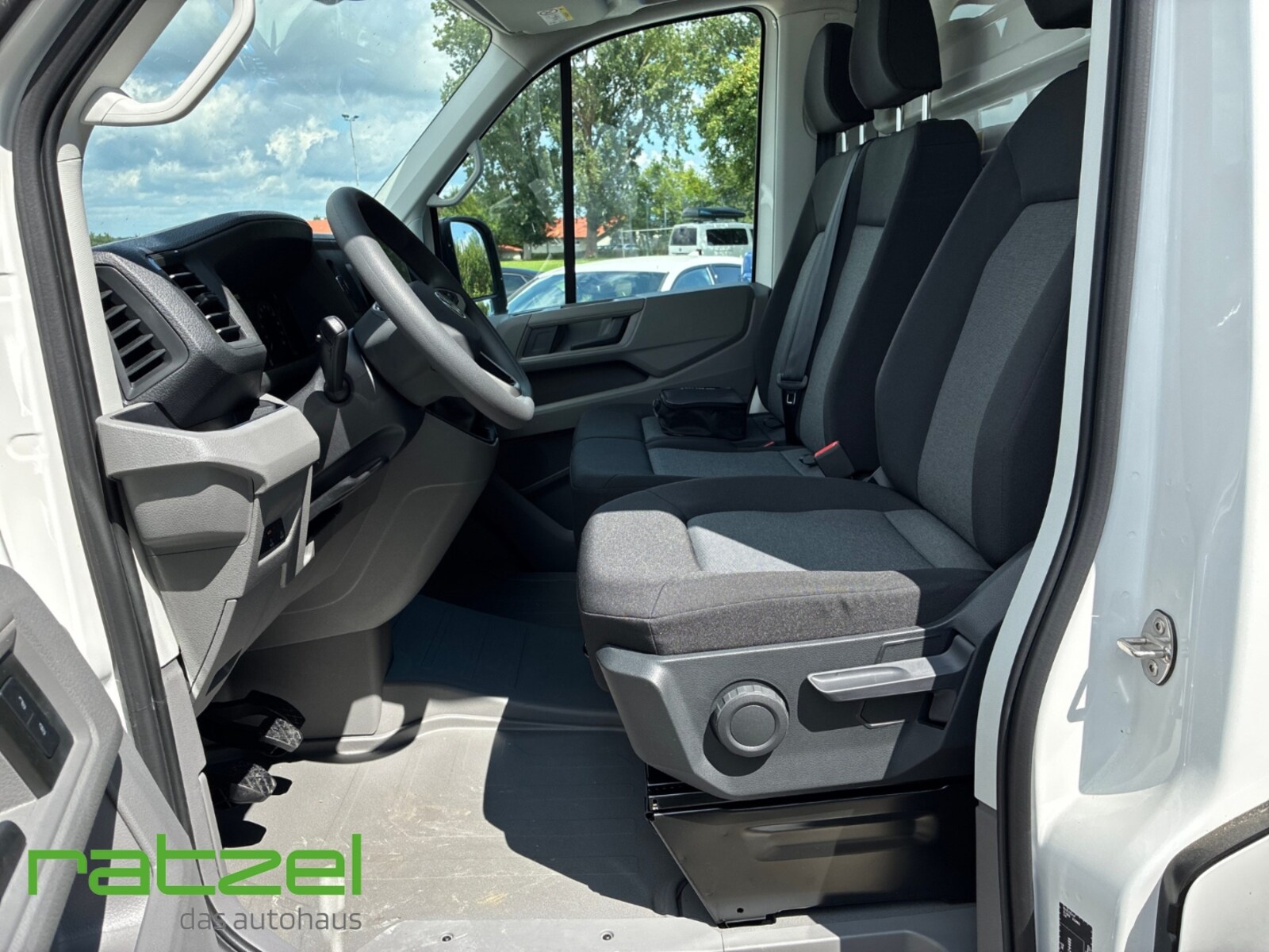 Volkswagen Crafter Einzelkabine mittlerer Radstand – Bild 7