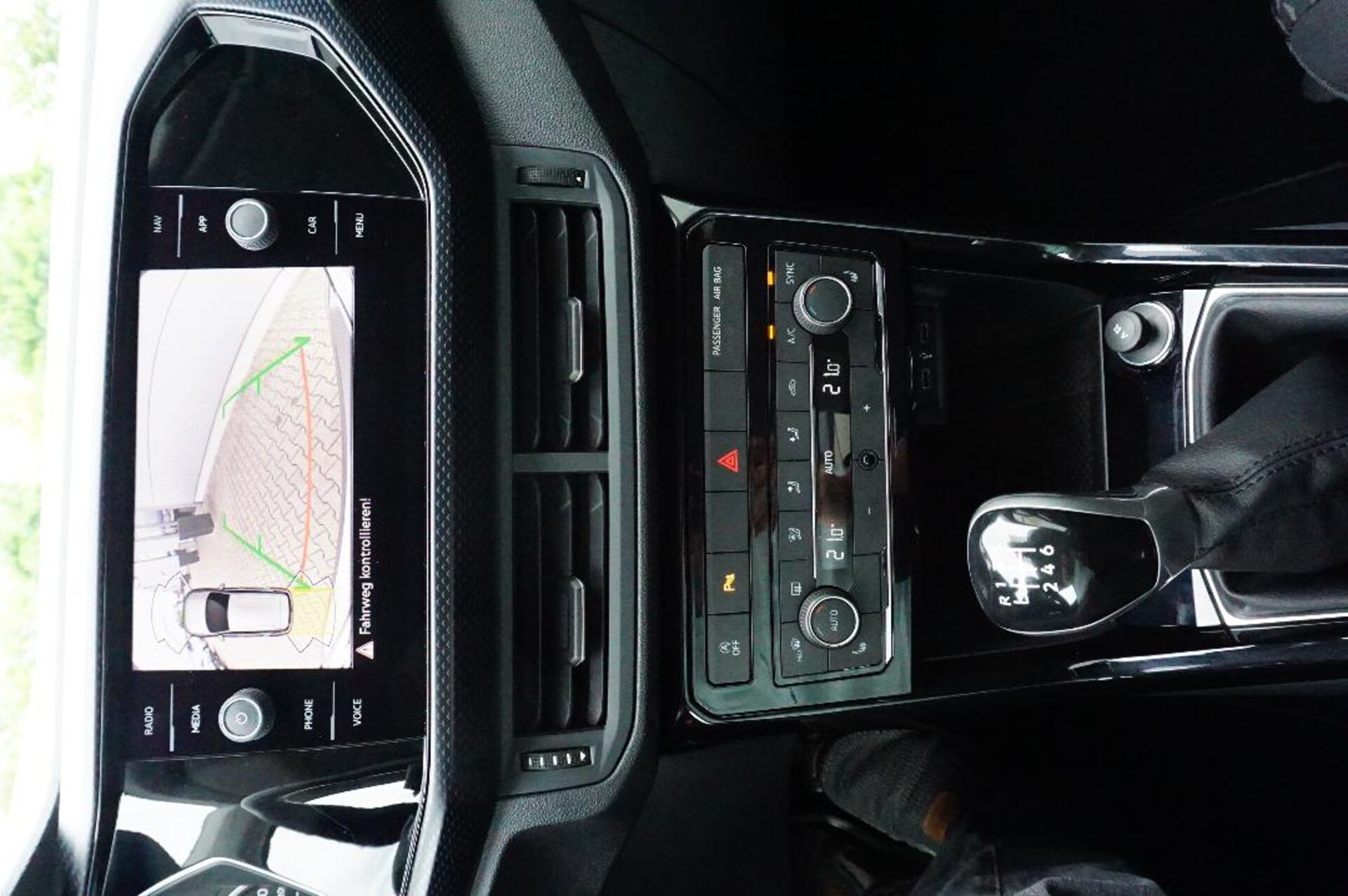 Volkswagen T-Cross United