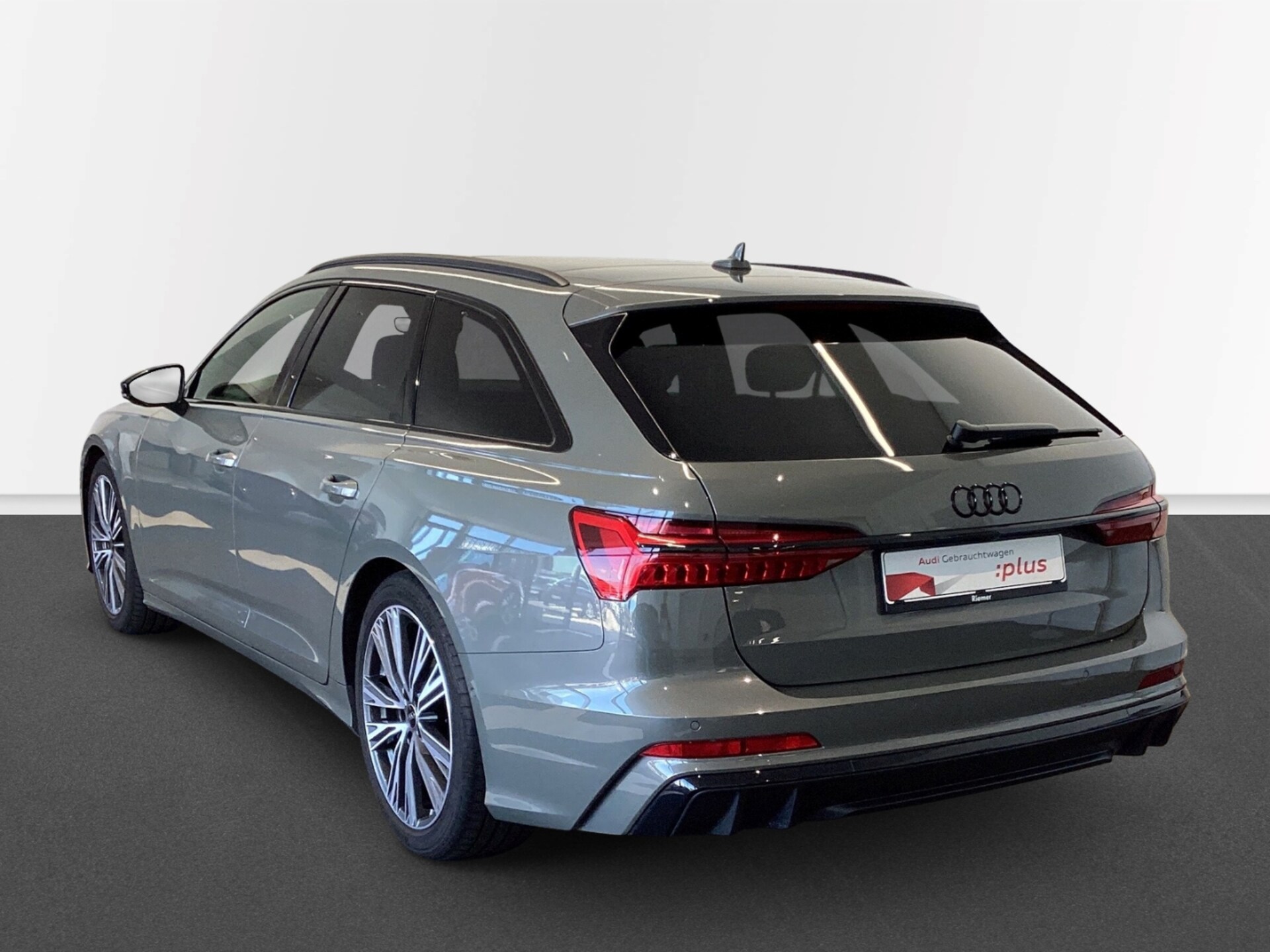 Audi S6 Avant