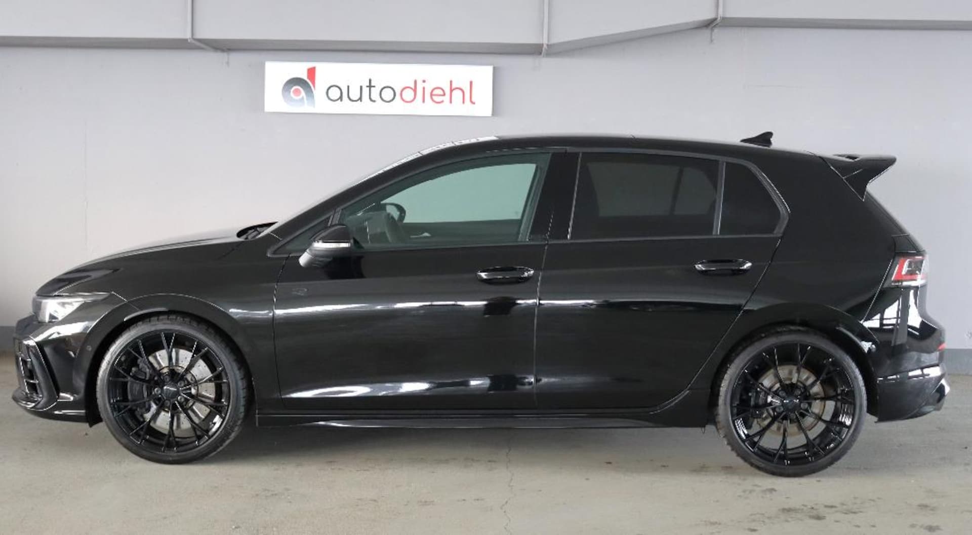 Volkswagen Golf R Black Edition