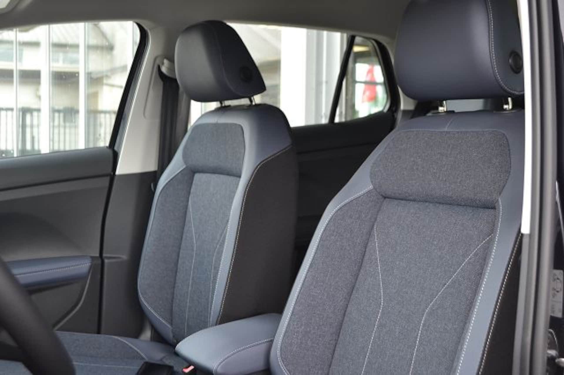 Volkswagen T-Cross Style