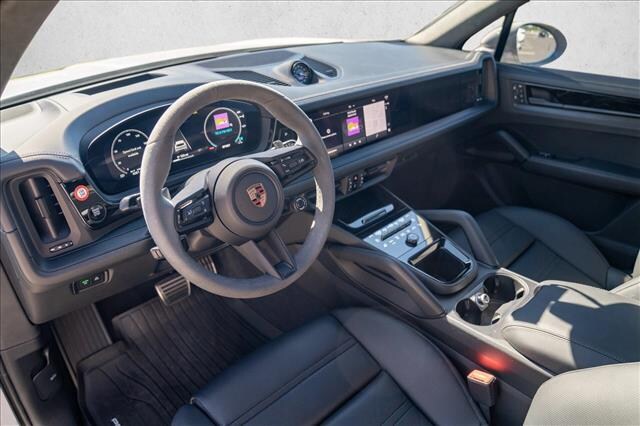 2025 Porsche Cayenne