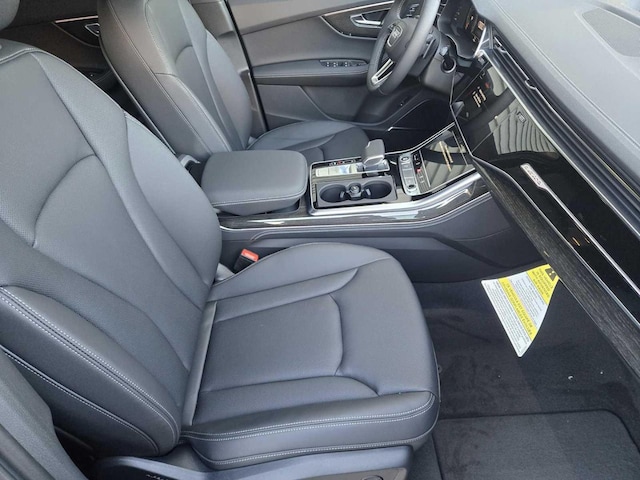 2026 Audi Q7 Premium Plus - Photo 9