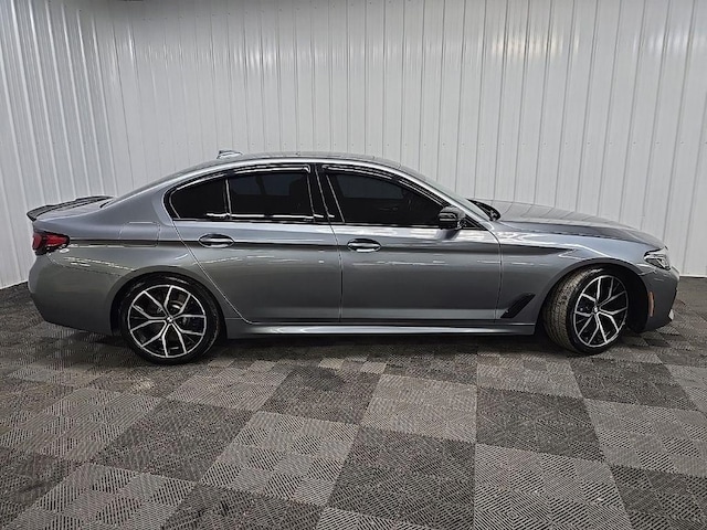 2021 BMW M550i