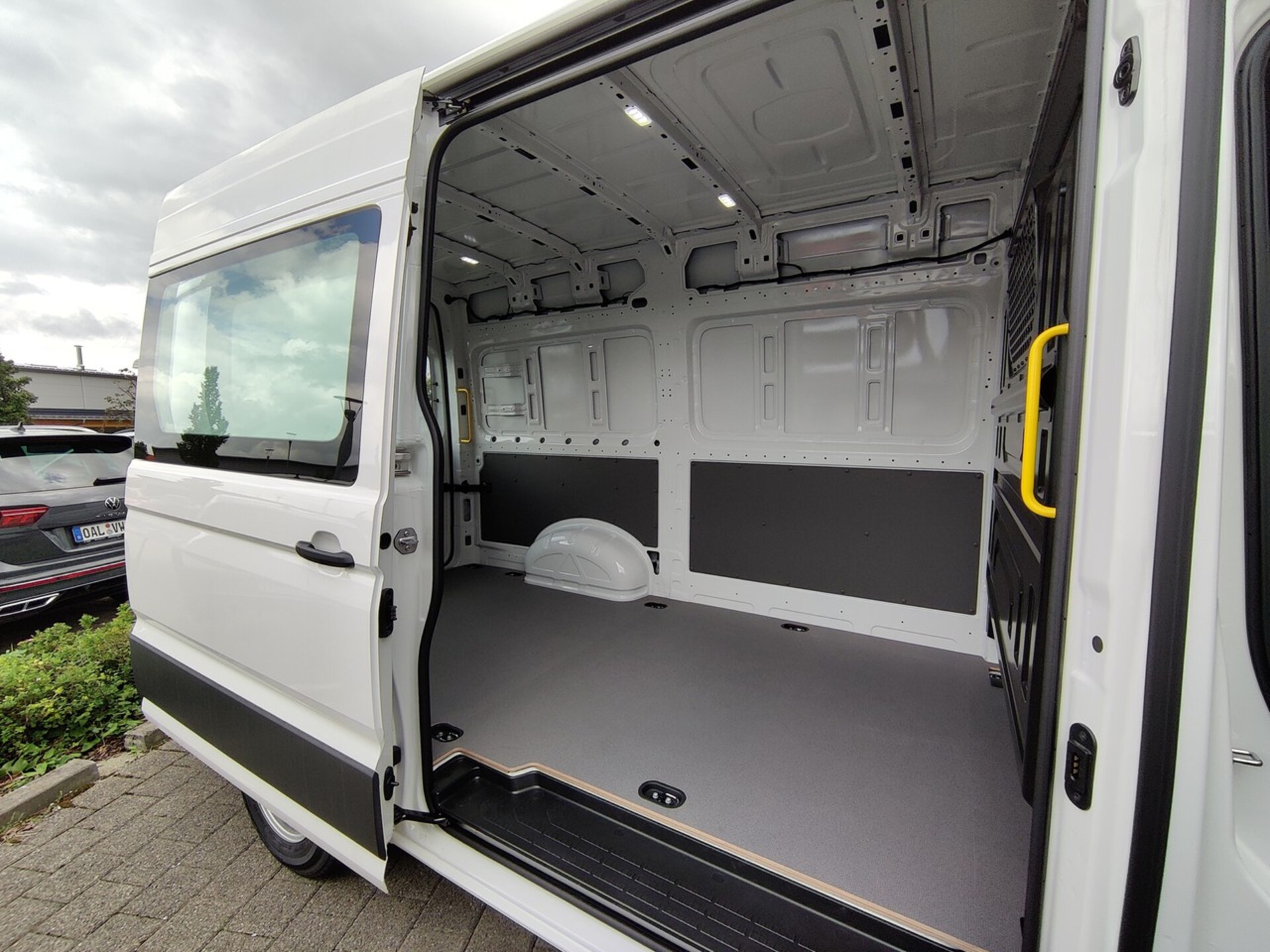 Volkswagen Crafter Kasten mittlerer Radstand