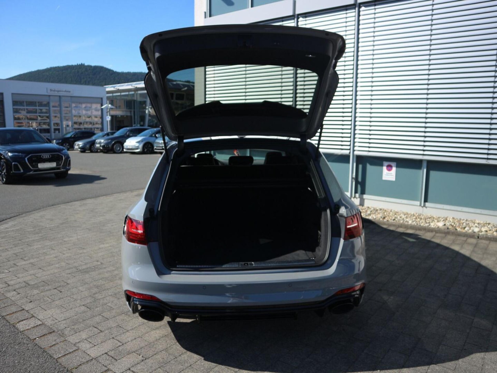 Audi RS 4 Avant
