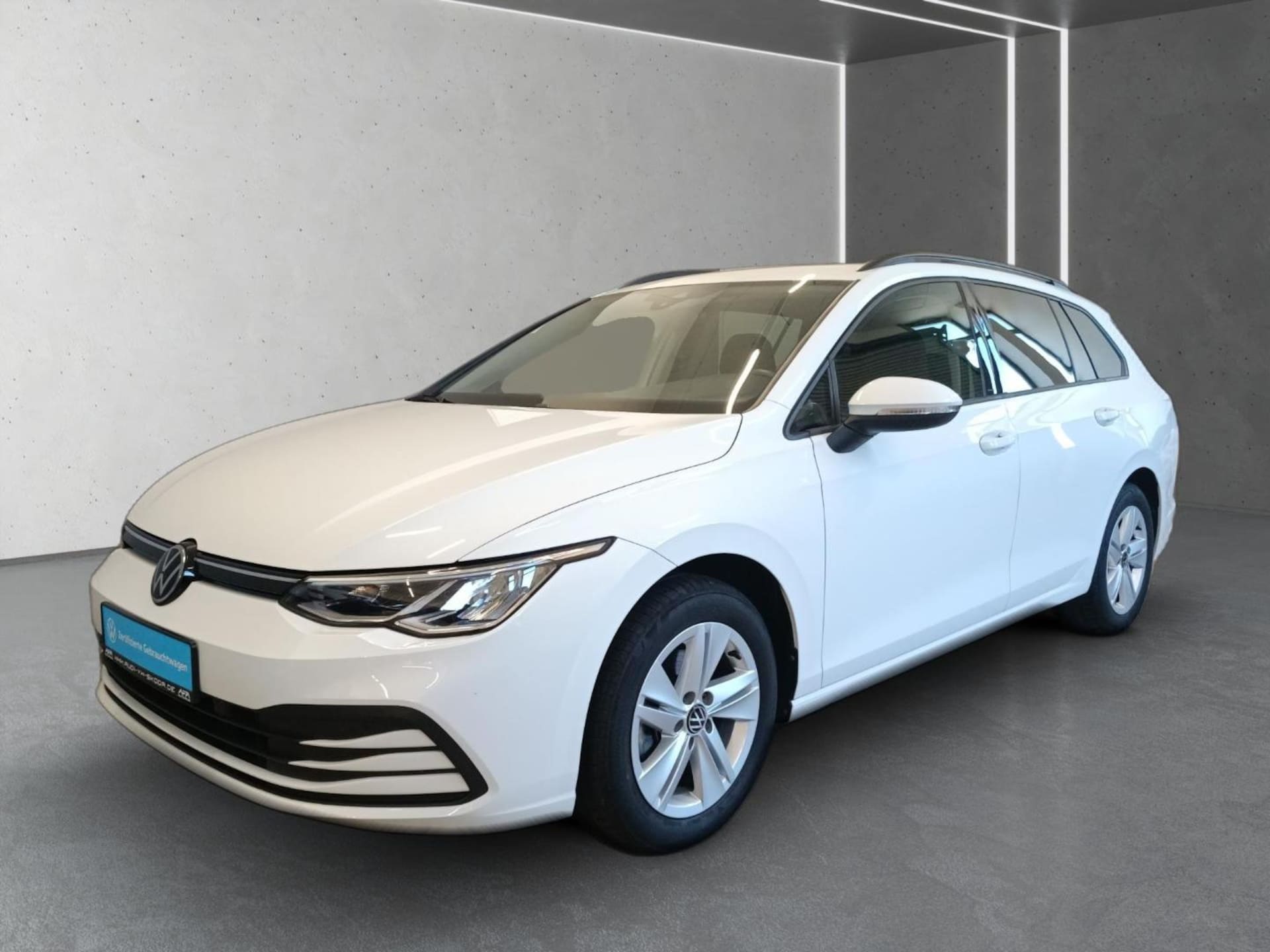 Volkswagen Golf Variant Life