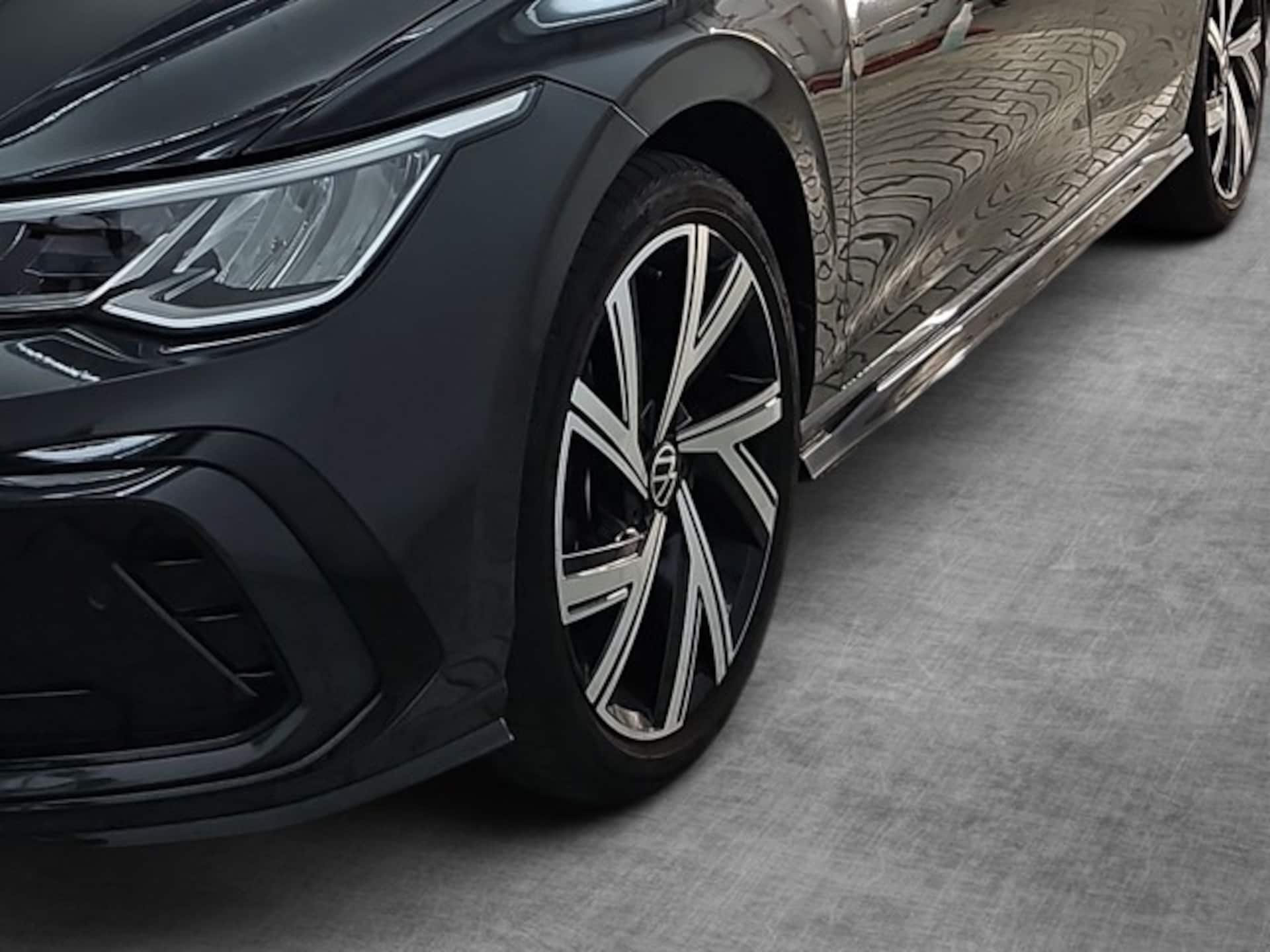 Volkswagen Golf Variant R-Line