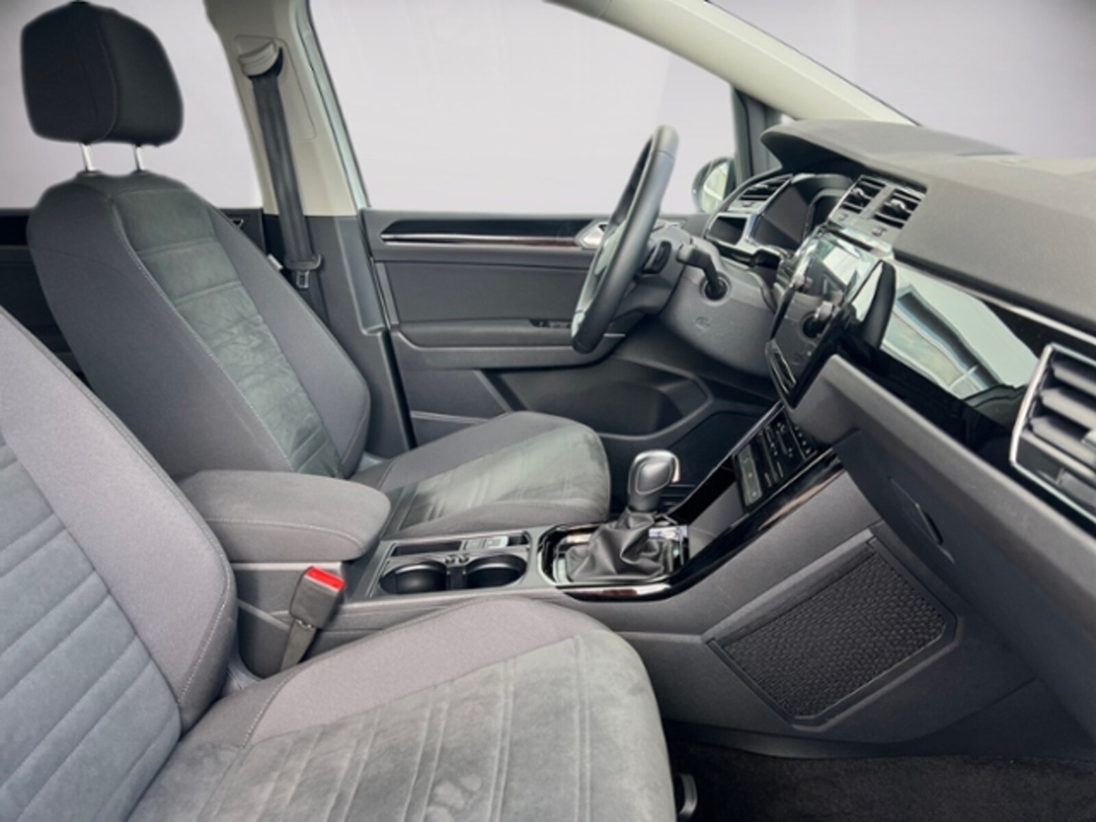 Volkswagen Touran – Bild 8