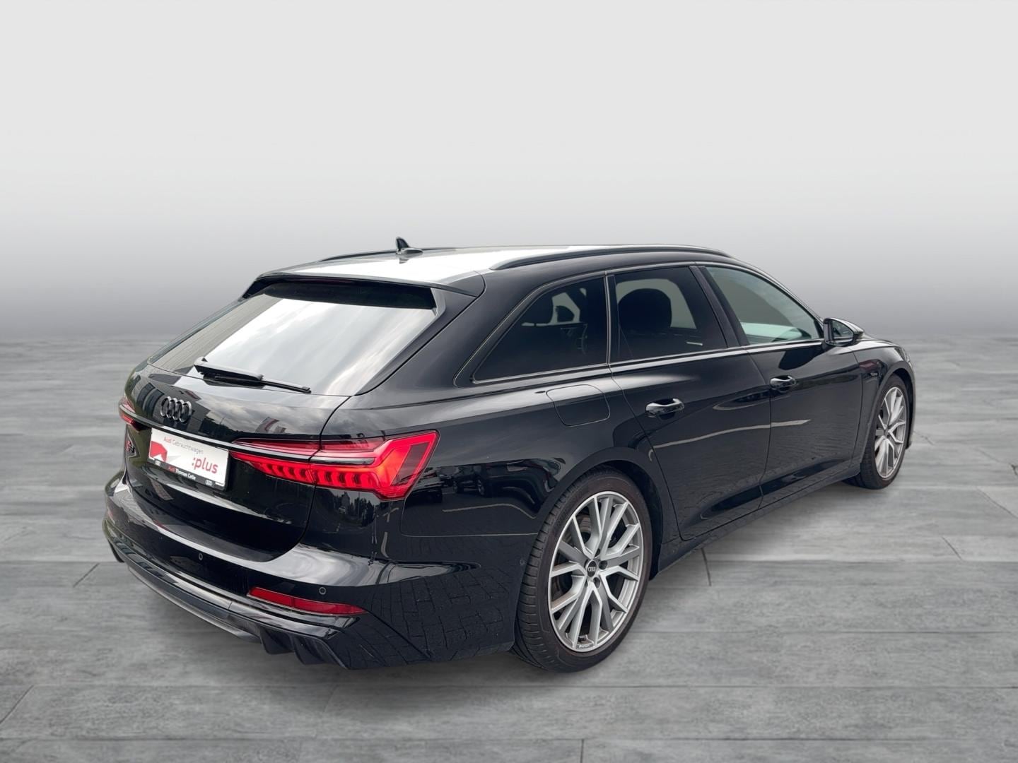 Bild über Audi S6 Avant TDI quattro tiptronic - für weitere Informationen kontaktieren Sie den Audi Partner