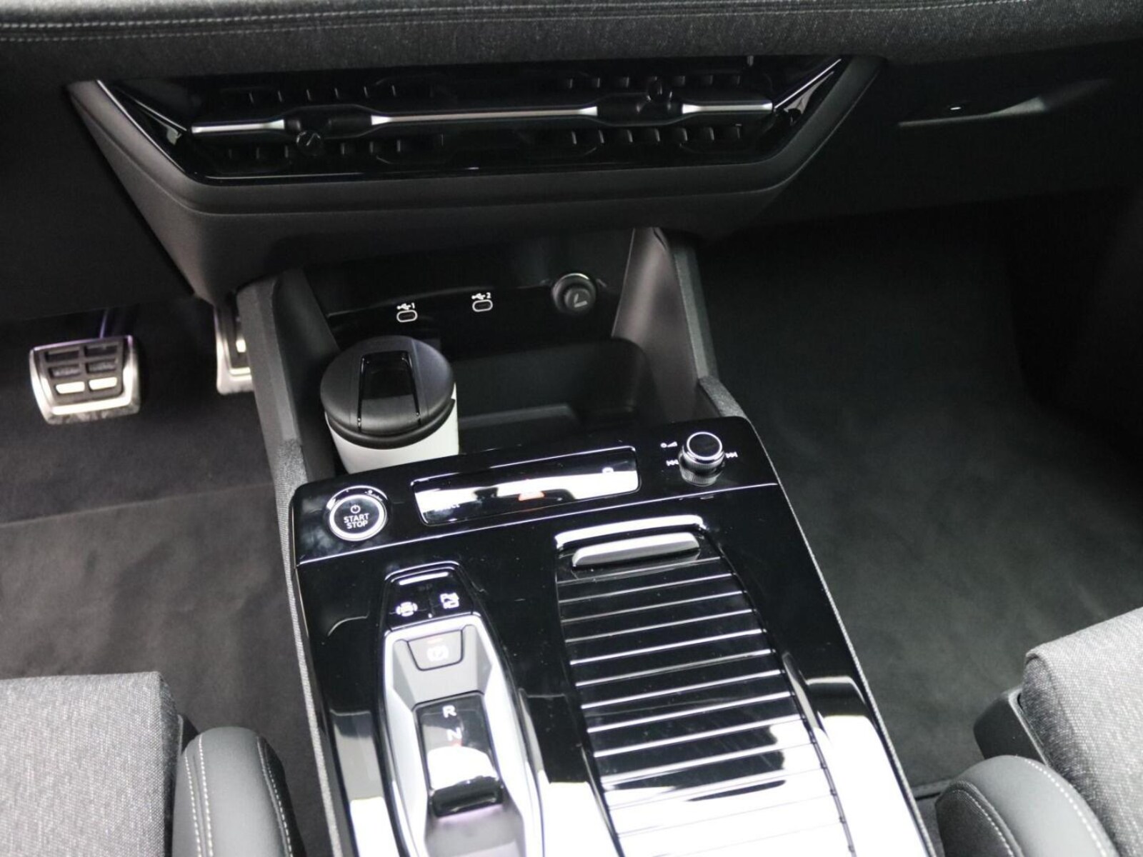 Audi Q6 e-tron – Bild 12