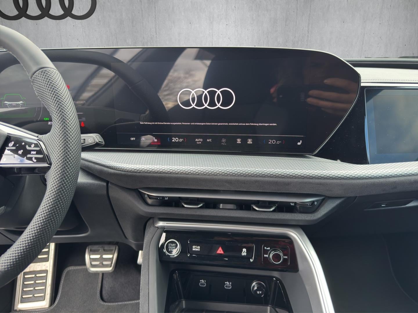 Bild über Audi Q5 Sportback TDI quattro 150 kW S tronic - für weitere Informationen kontaktieren Sie den Audi Partner