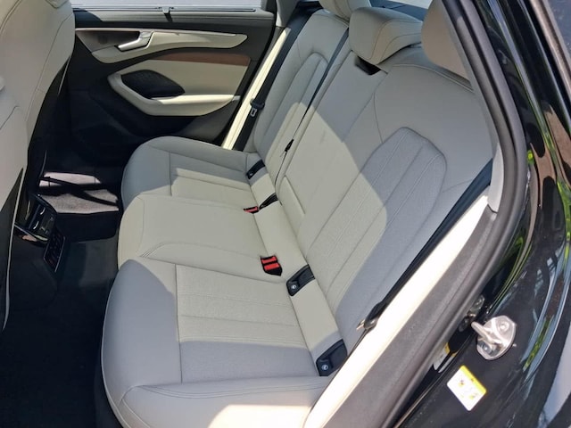 2026 Audi A6 Prestige - Photo 9