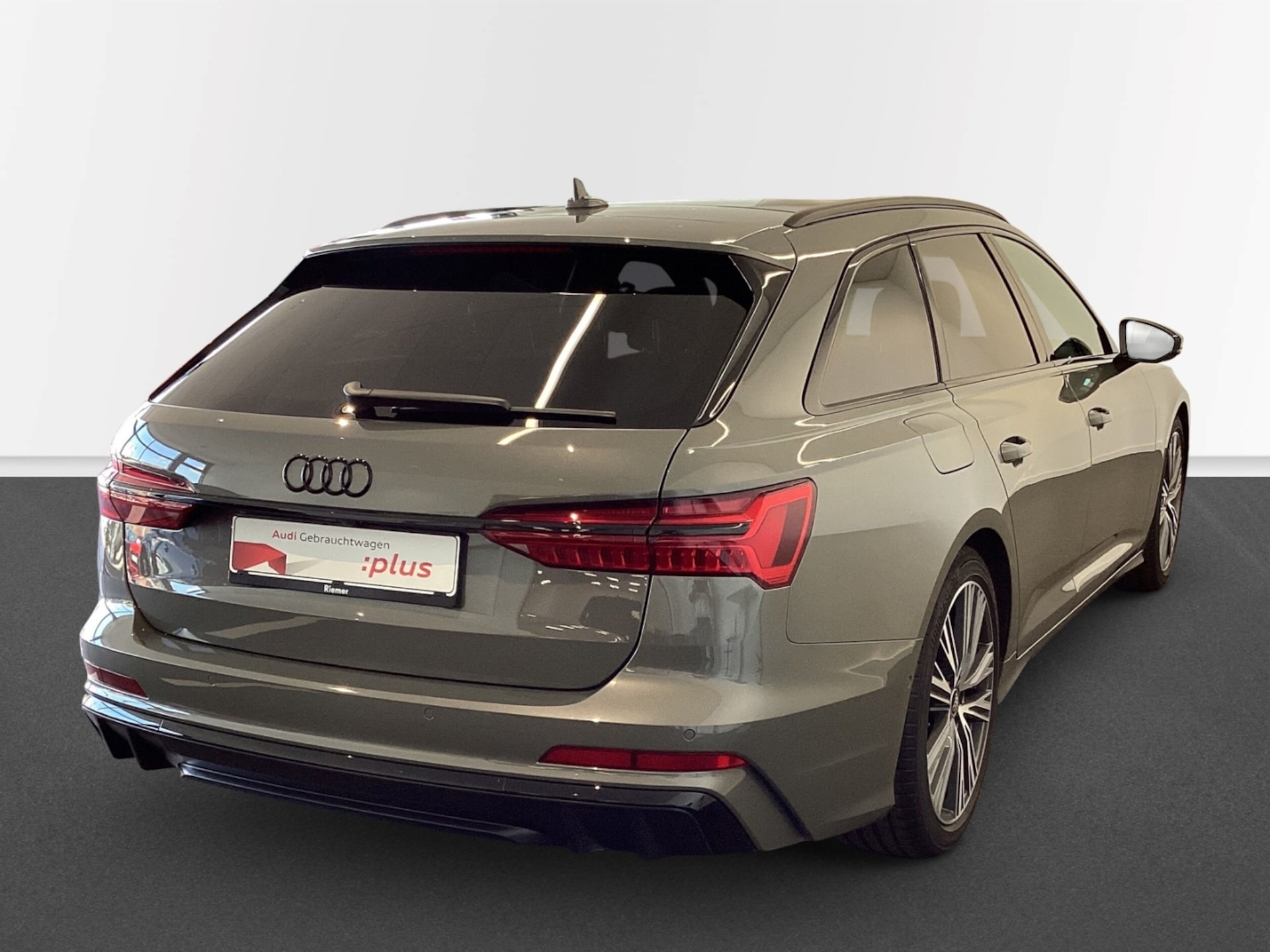 Audi S6 Avant