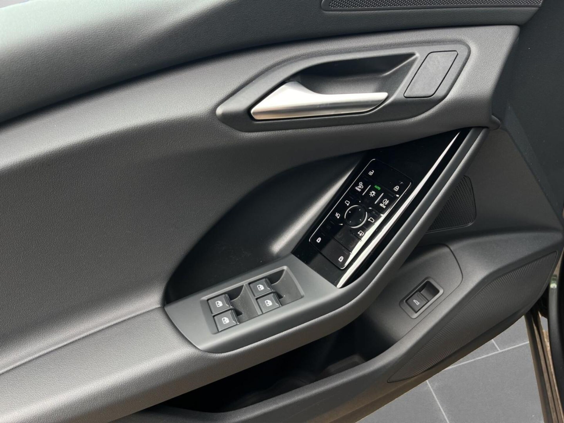 Audi Q6 SUV e-tron