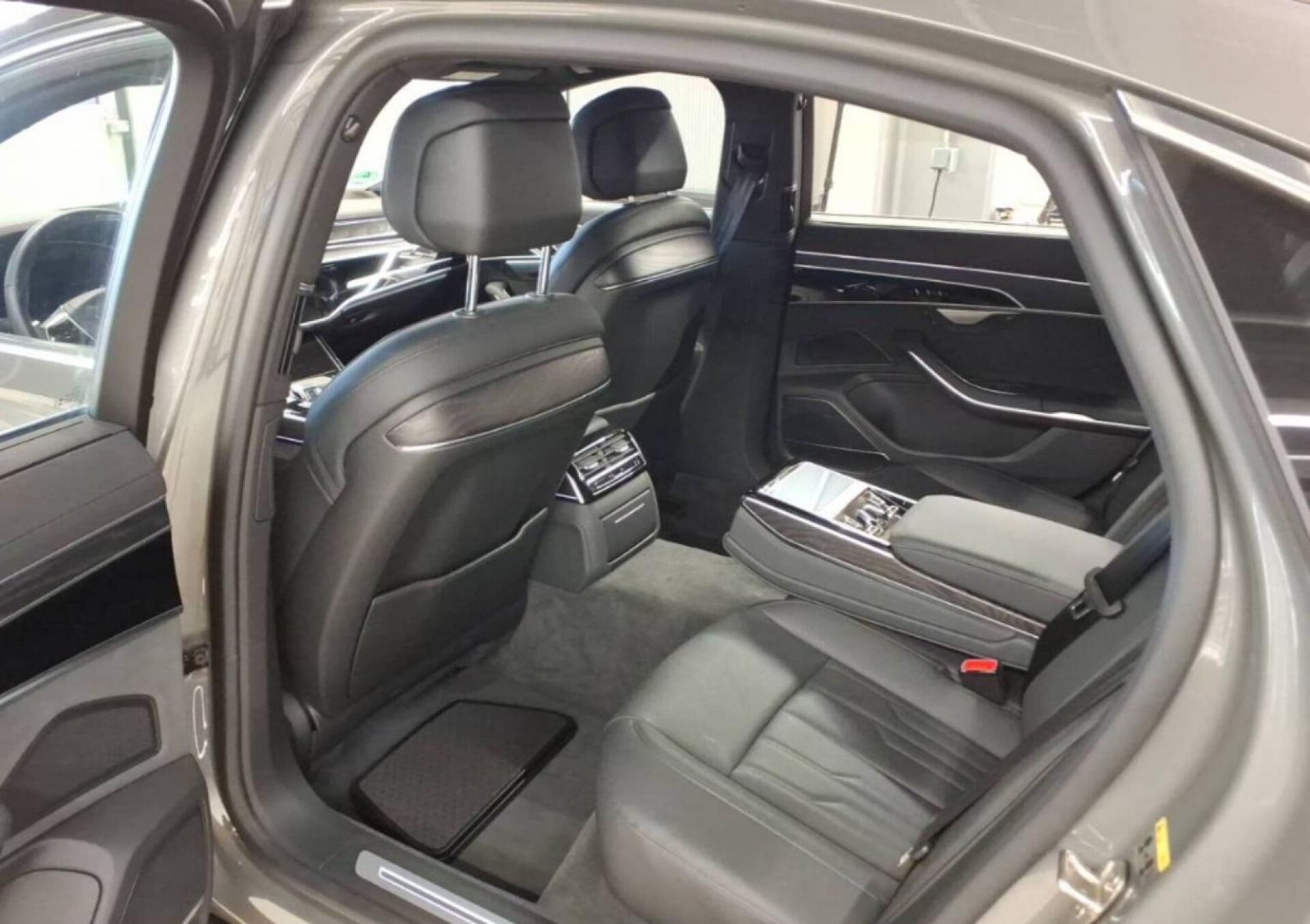 Audi A8 Lang