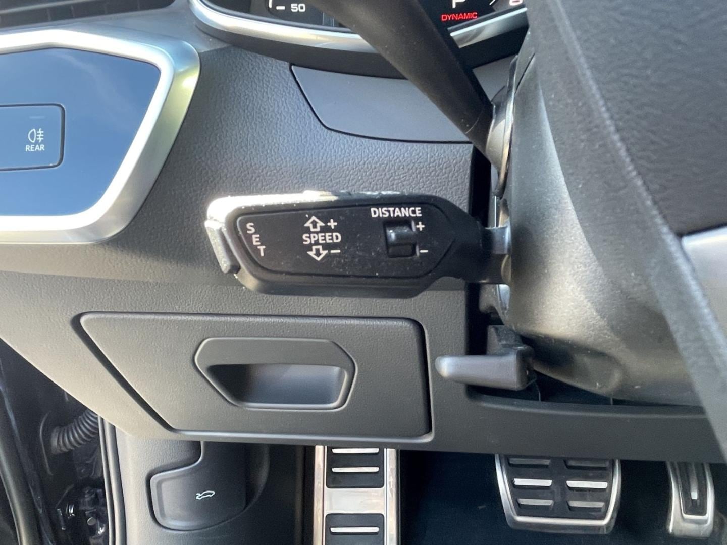 Bild über Audi S6 Avant TDI quattro tiptronic - für weitere Informationen kontaktieren Sie den Audi Partner