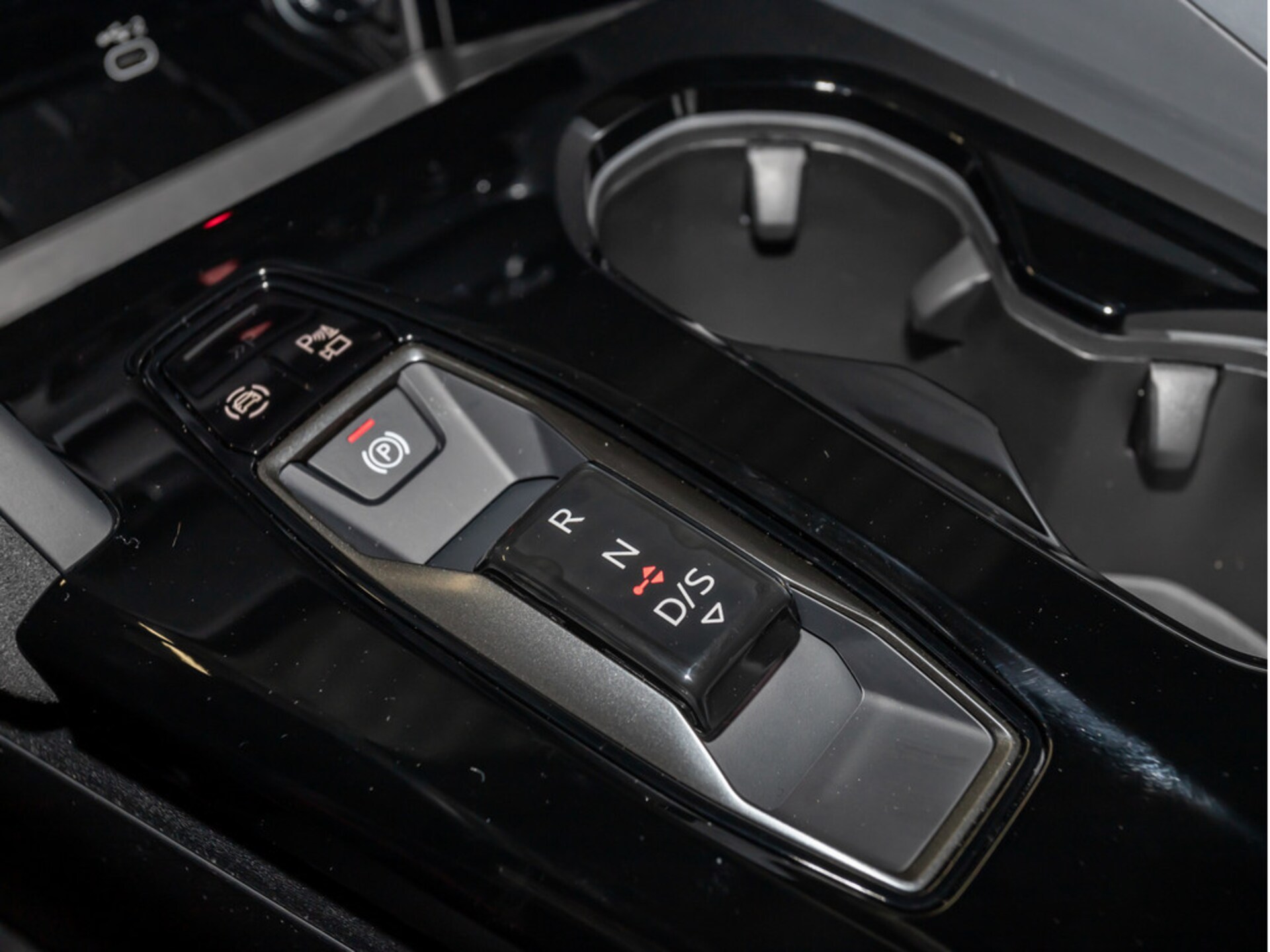 Audi Q5 SUV e-hybrid edition one