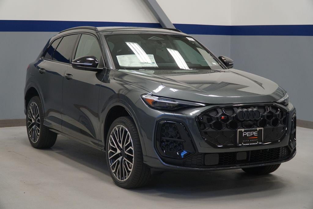 2026 Audi SQ5 Premium Plus quattro's photo