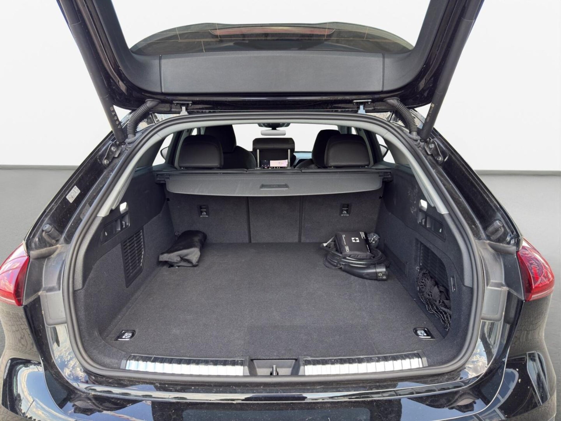 Audi A5 Avant e-hybrid