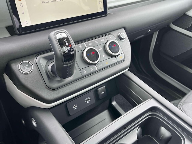 2024 Land Rover Defender S - Photo 28