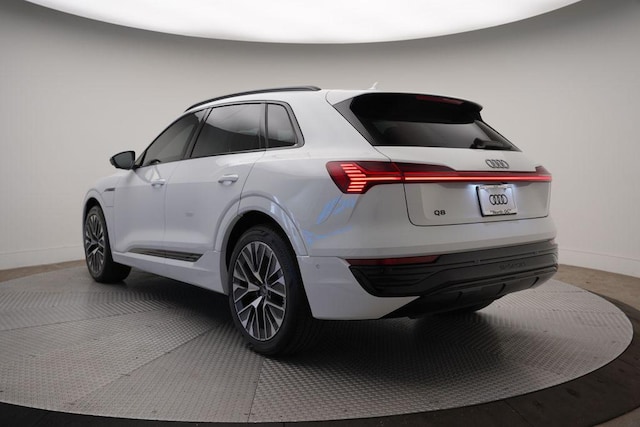 2024 Audi Q8 e-tron