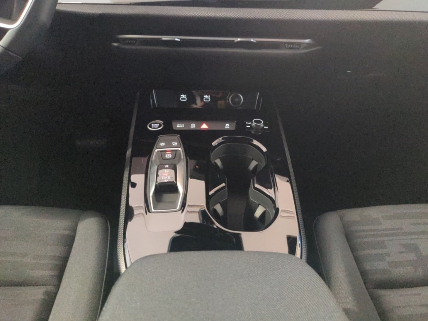 Bild über Audi A5 Avant TFSI 110 kW S tronic - für weitere Informationen kontaktieren Sie den Audi Partner