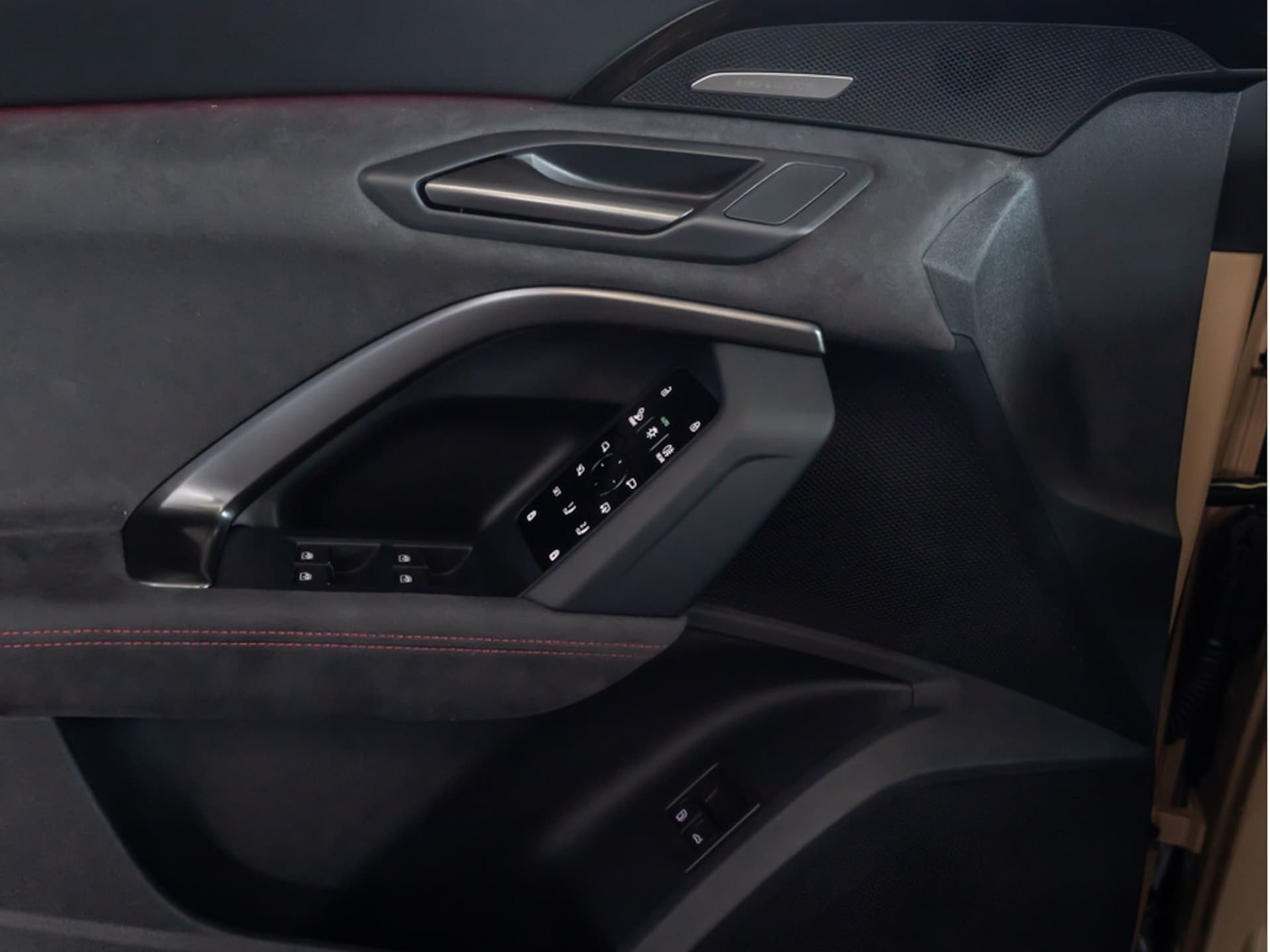 Audi Q5 SUV e-hybrid edition one