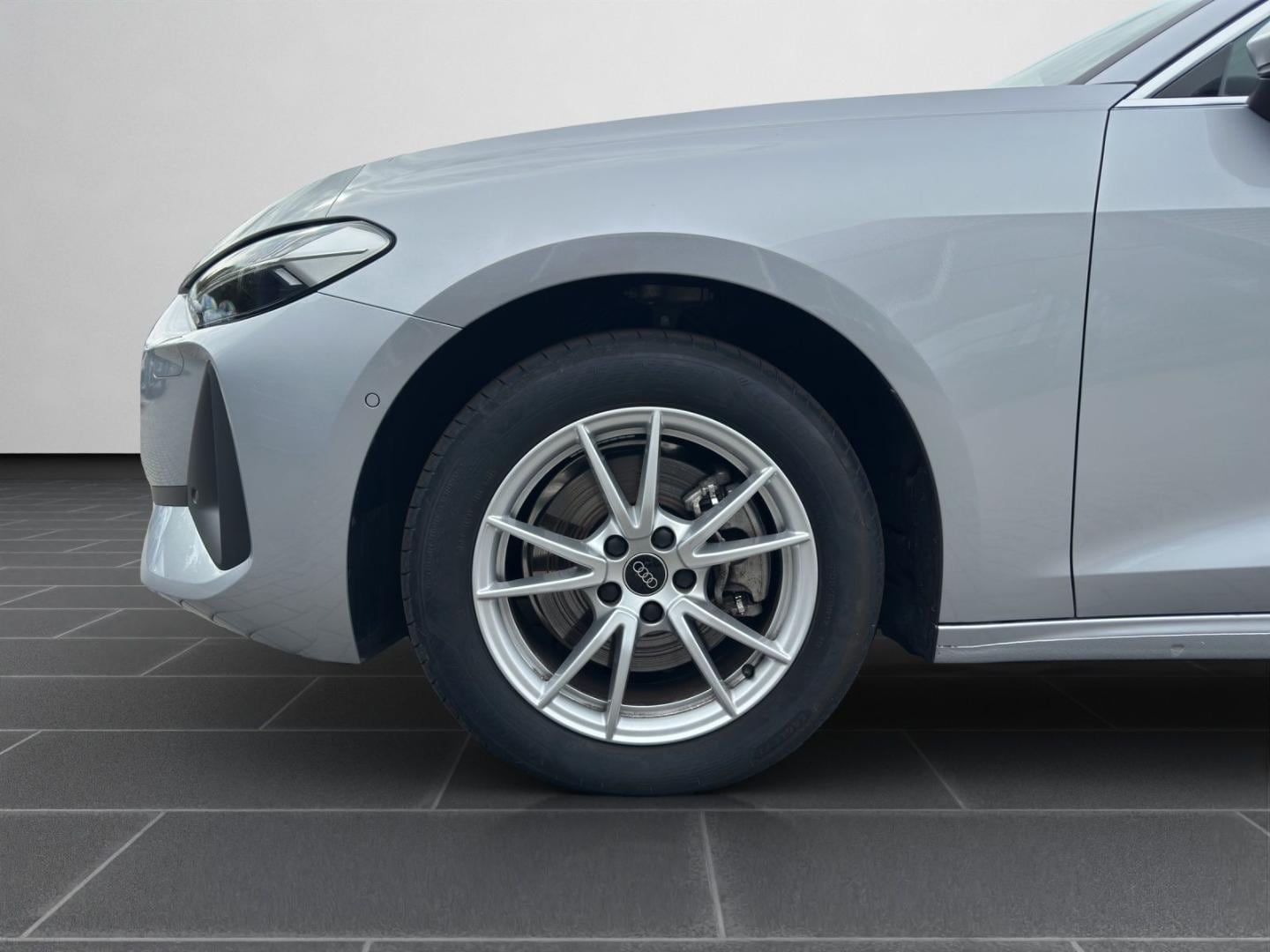 Bild über Audi A5 Avant TFSI 110 kW S tronic - für weitere Informationen kontaktieren Sie den Audi Partner