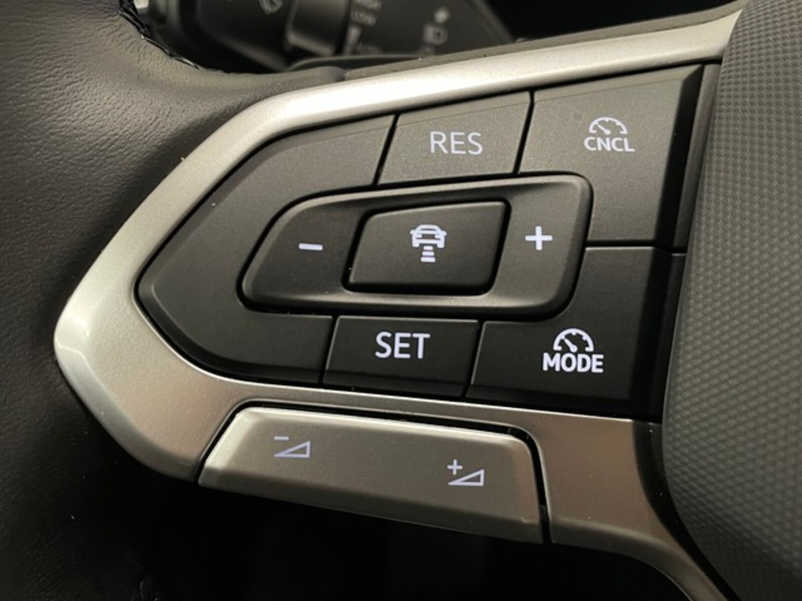 Volkswagen Passat – Bild 13