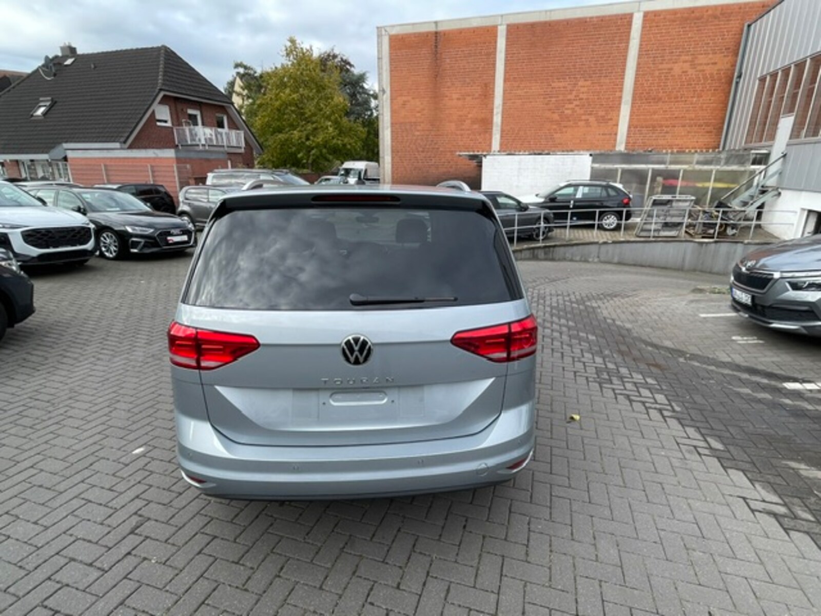 Volkswagen Touran – Bild 6