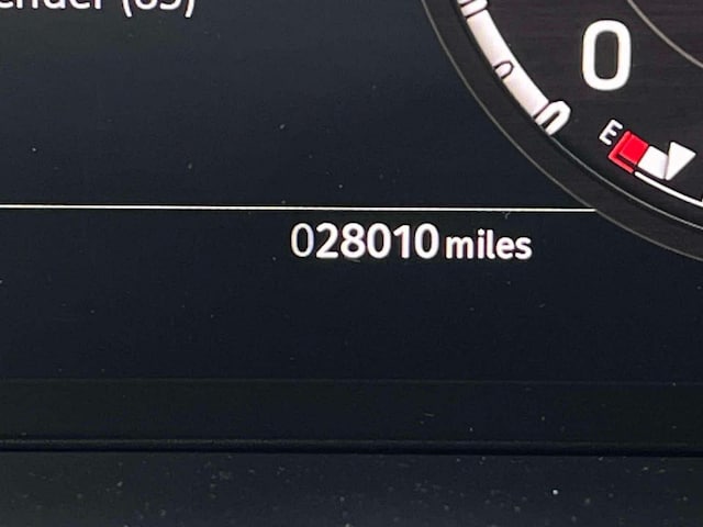 2024 Land Rover Defender S - Photo 37