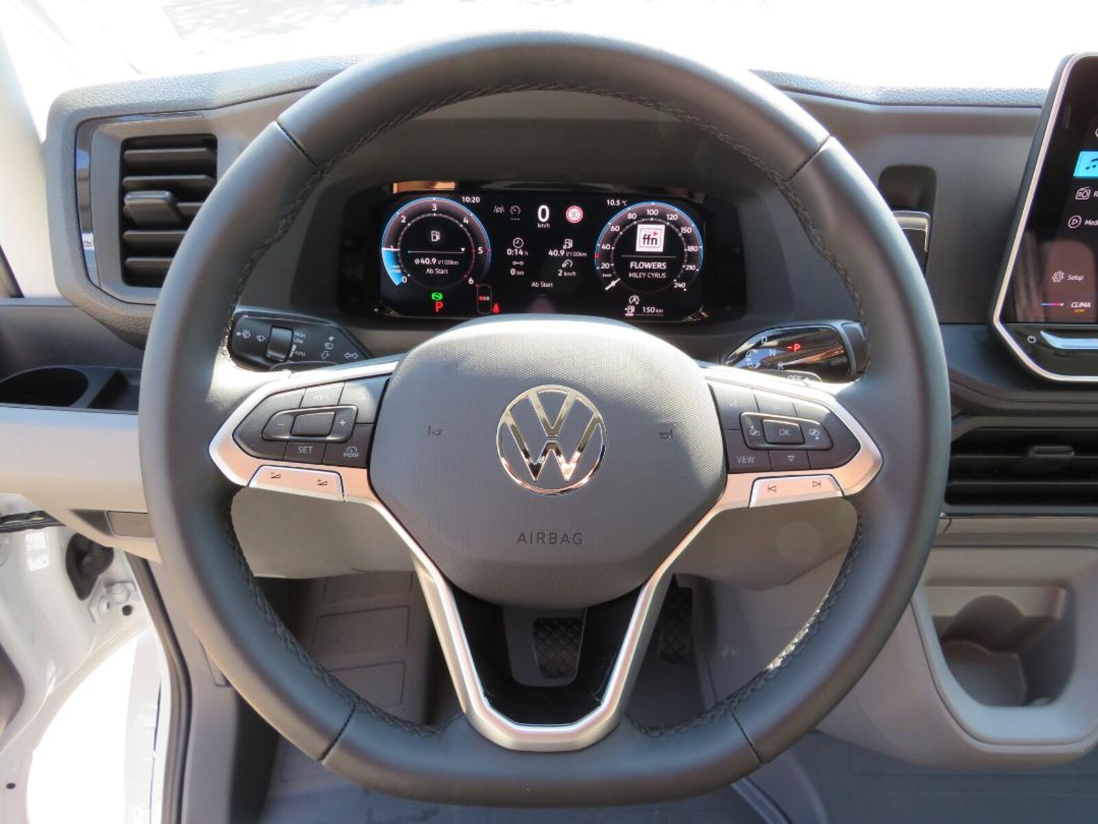 Volkswagen Crafter Kasten mittlerer Radstand – Bild 13