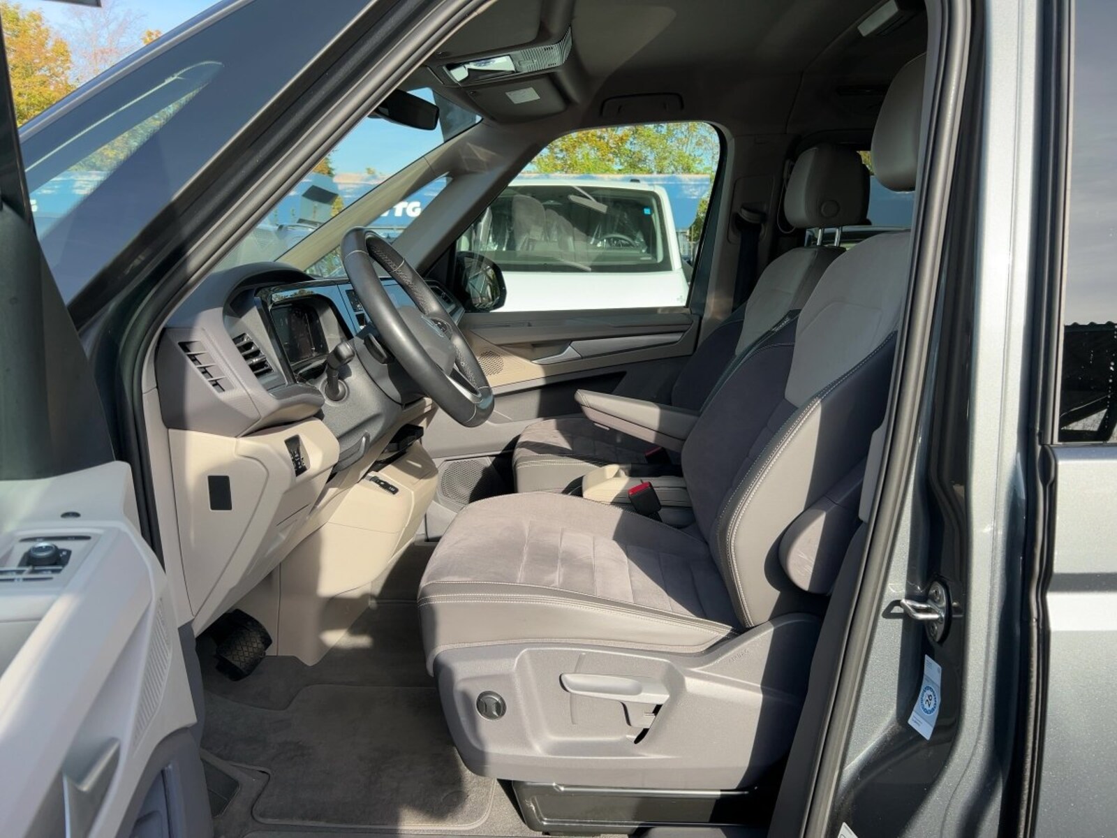 Volkswagen Multivan Langversion – Bild 8
