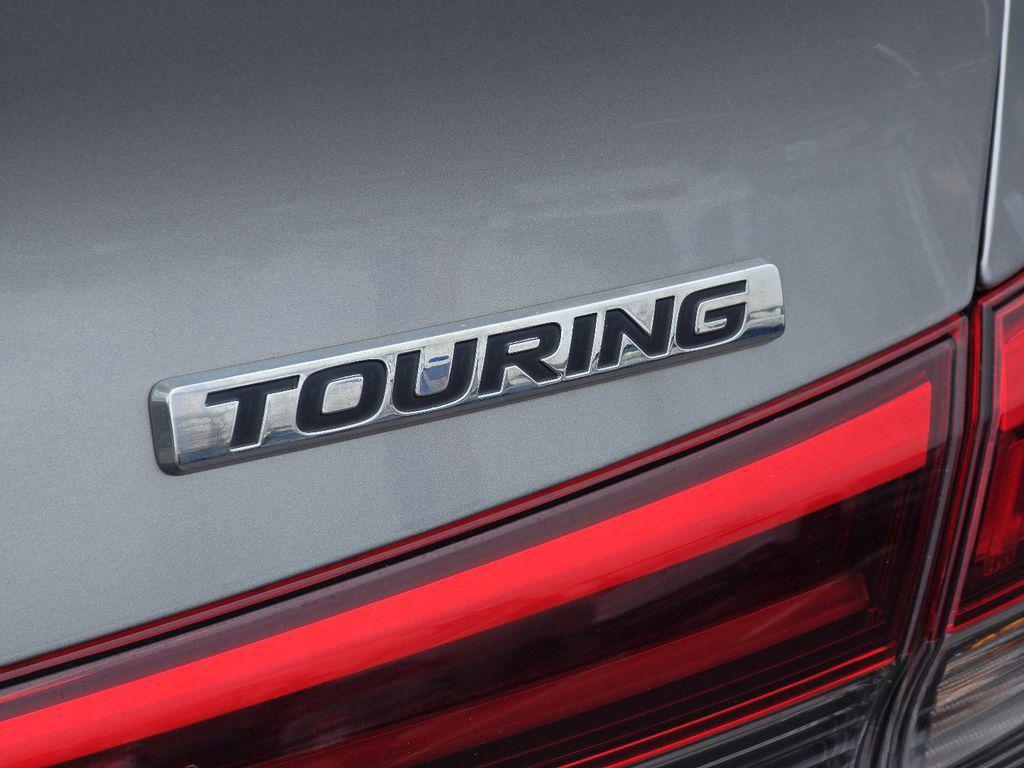 2022 Honda Civic Touring - Photo 19