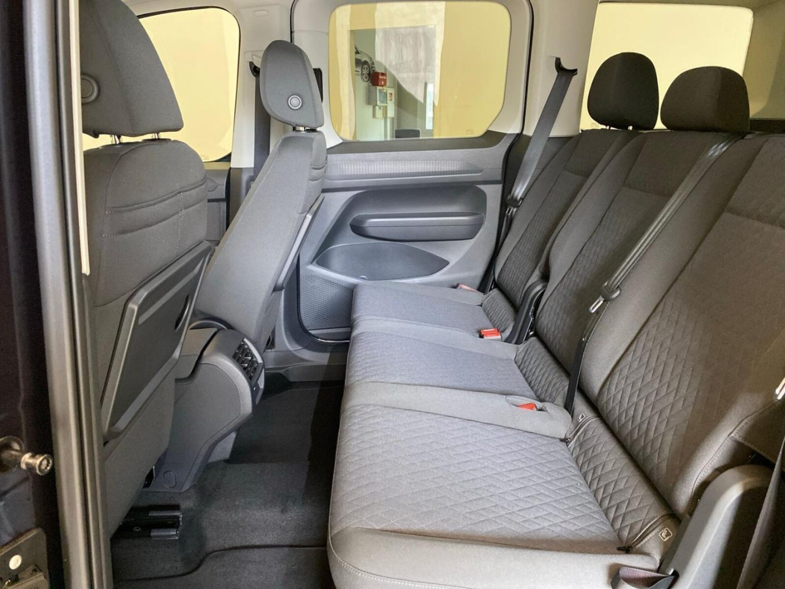 Volkswagen Caddy – Bild 11