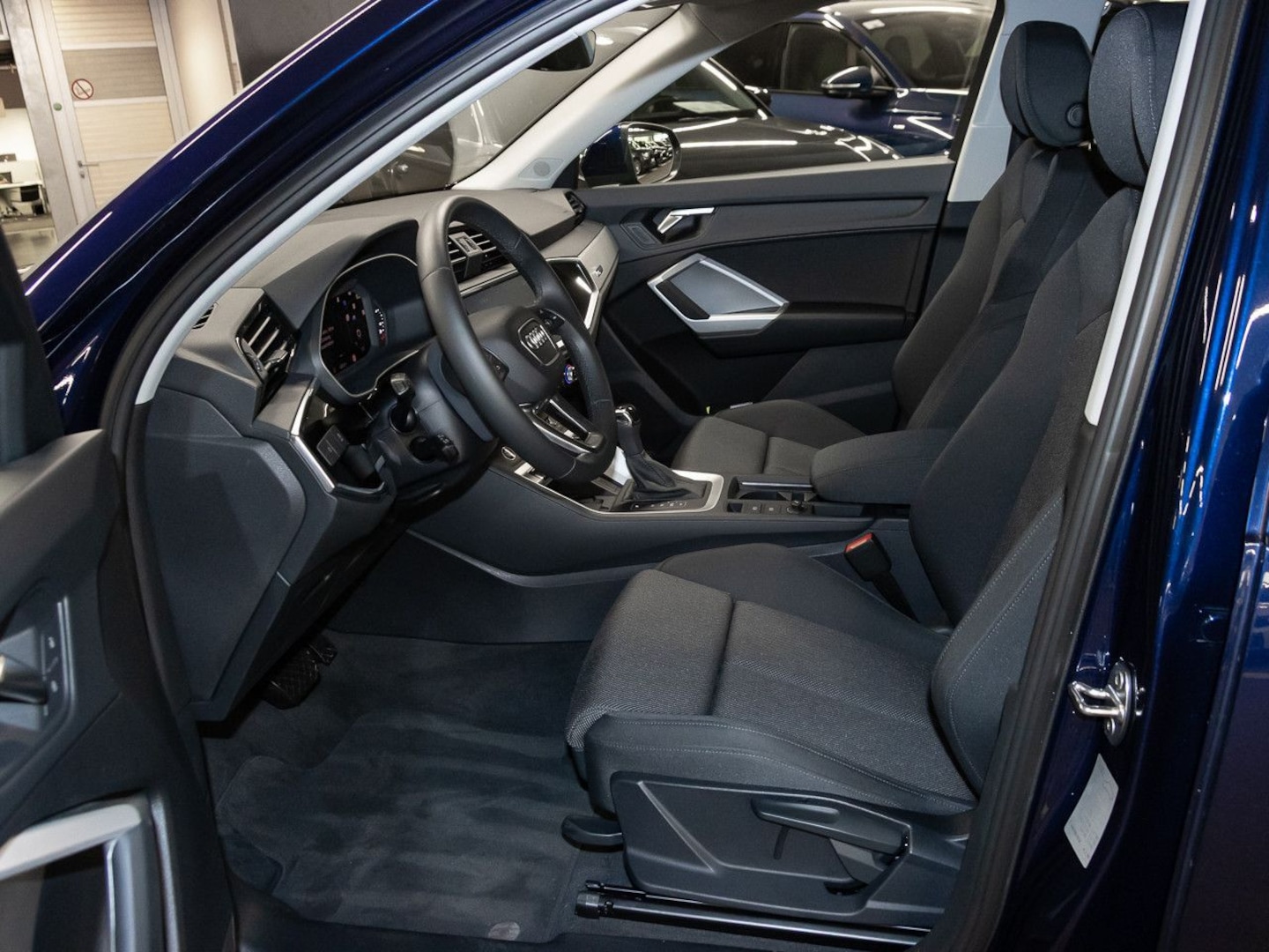Bild über Audi Q3 advanced 35 TFSI S tronic - für weitere Informationen kontaktieren Sie den Audi Partner