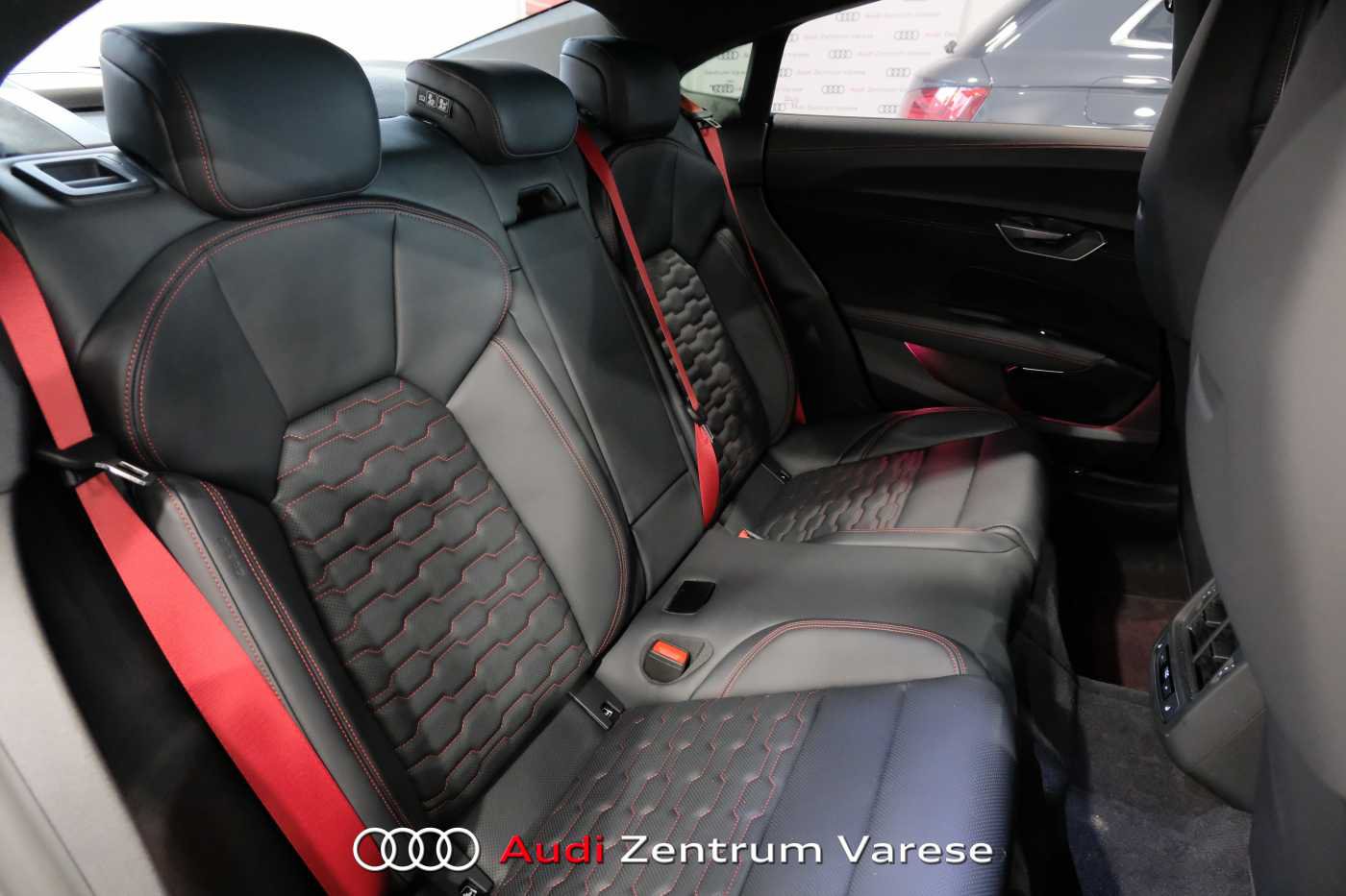 Audi RS e-tron GT performance
