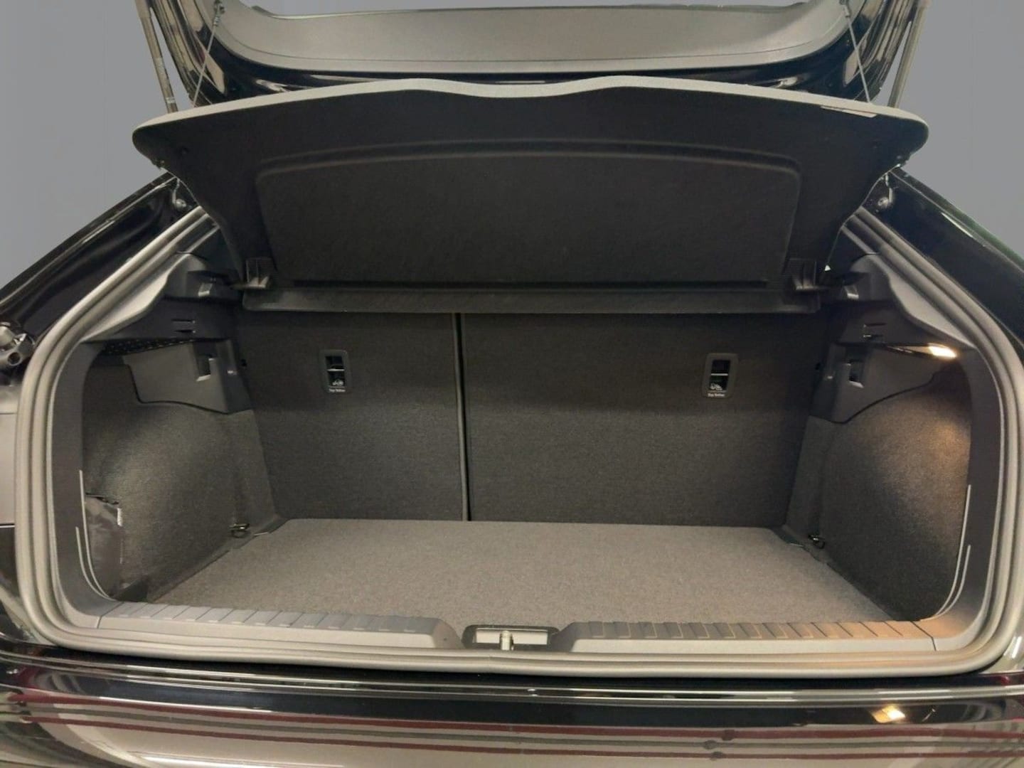Bild über Audi A1 Sportback advanced 30 TFSI S tronic - für weitere Informationen kontaktieren Sie den Audi Partner