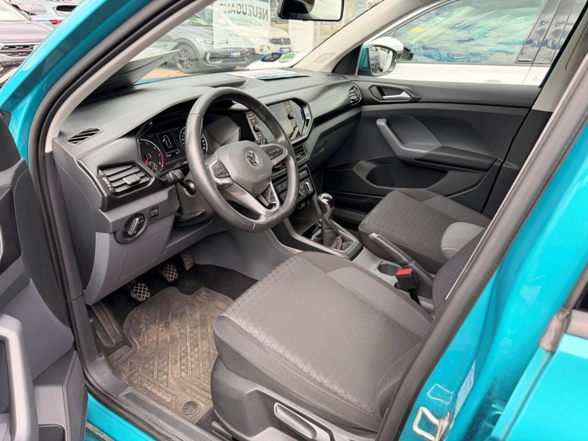 Volkswagen T-Cross Life