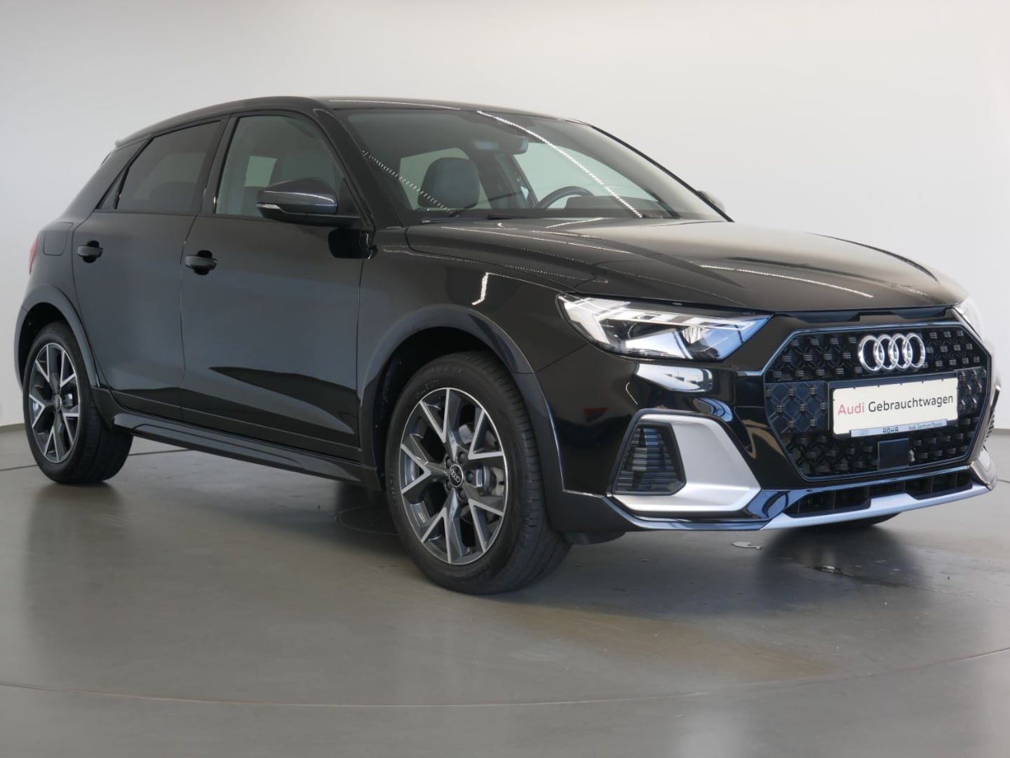 Bild über Audi A1 allstreet 30 TFSI Schaltgetriebe - für weitere Informationen kontaktieren Sie den Audi Partner