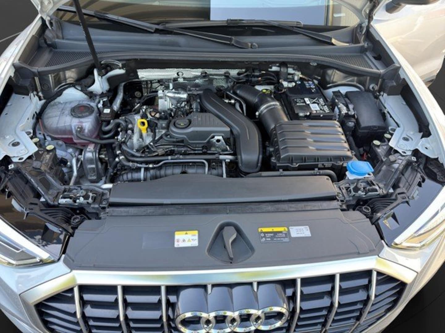 Bild über Audi Q3 advanced 35 TFSI S tronic - für weitere Informationen kontaktieren Sie den Audi Partner