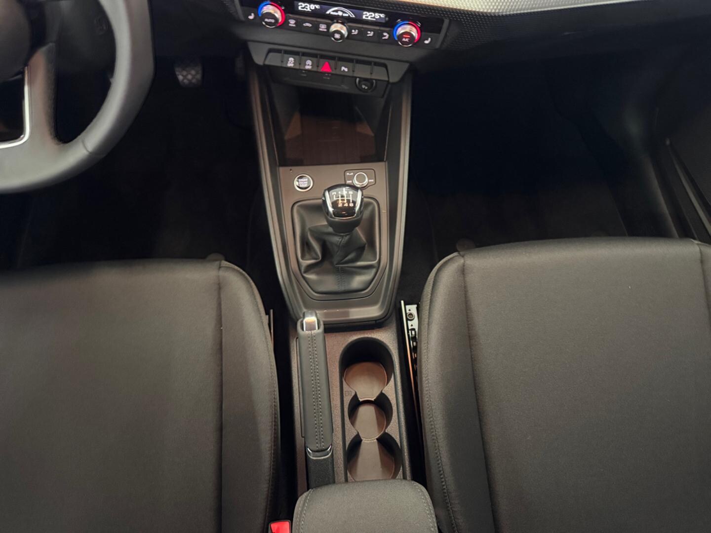 Bild über Audi A1 Sportback advanced 30 TFSI Schaltgetriebe - für weitere Informationen kontaktieren Sie den Audi Partner