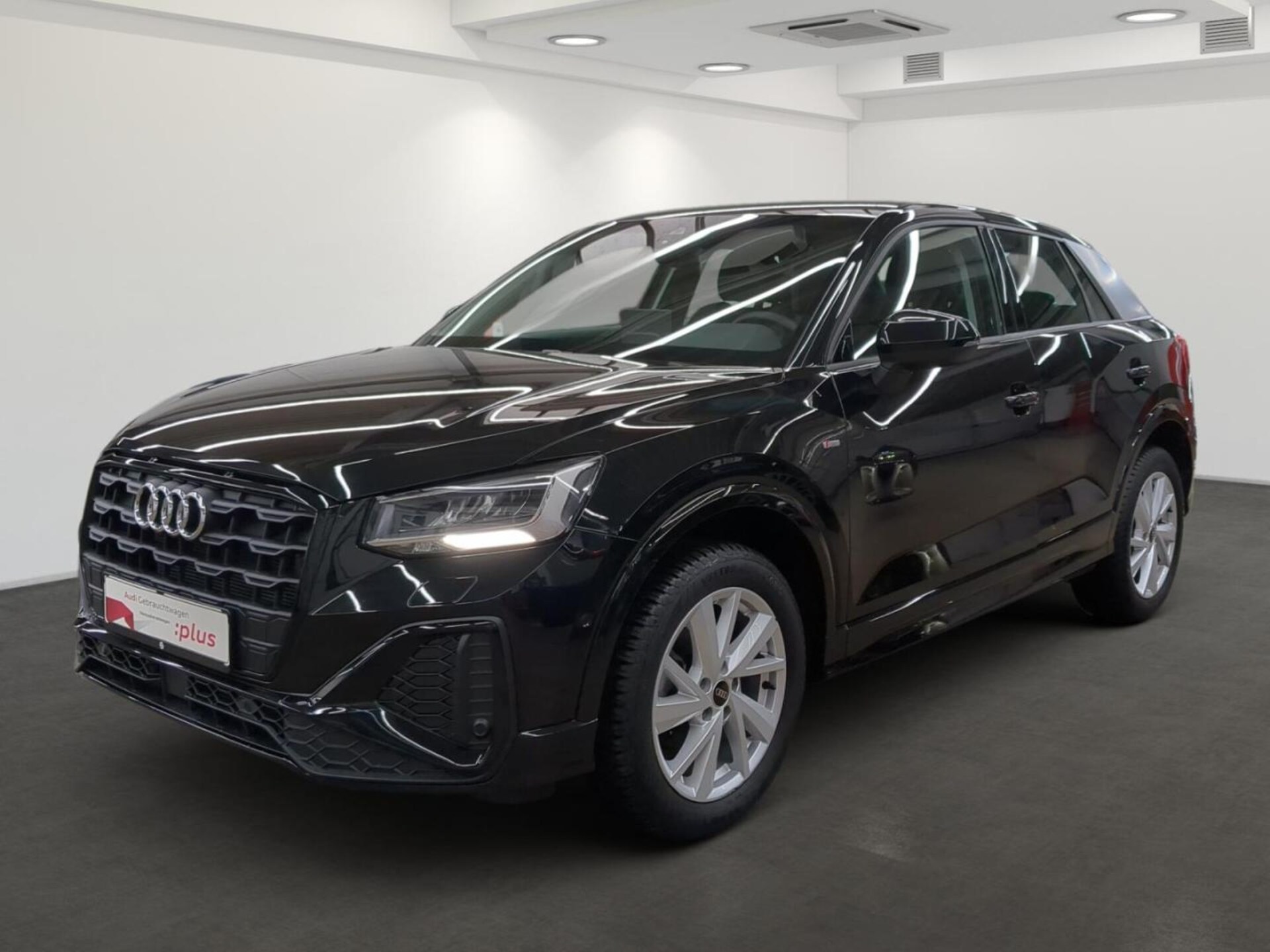 Audi Q2 S line