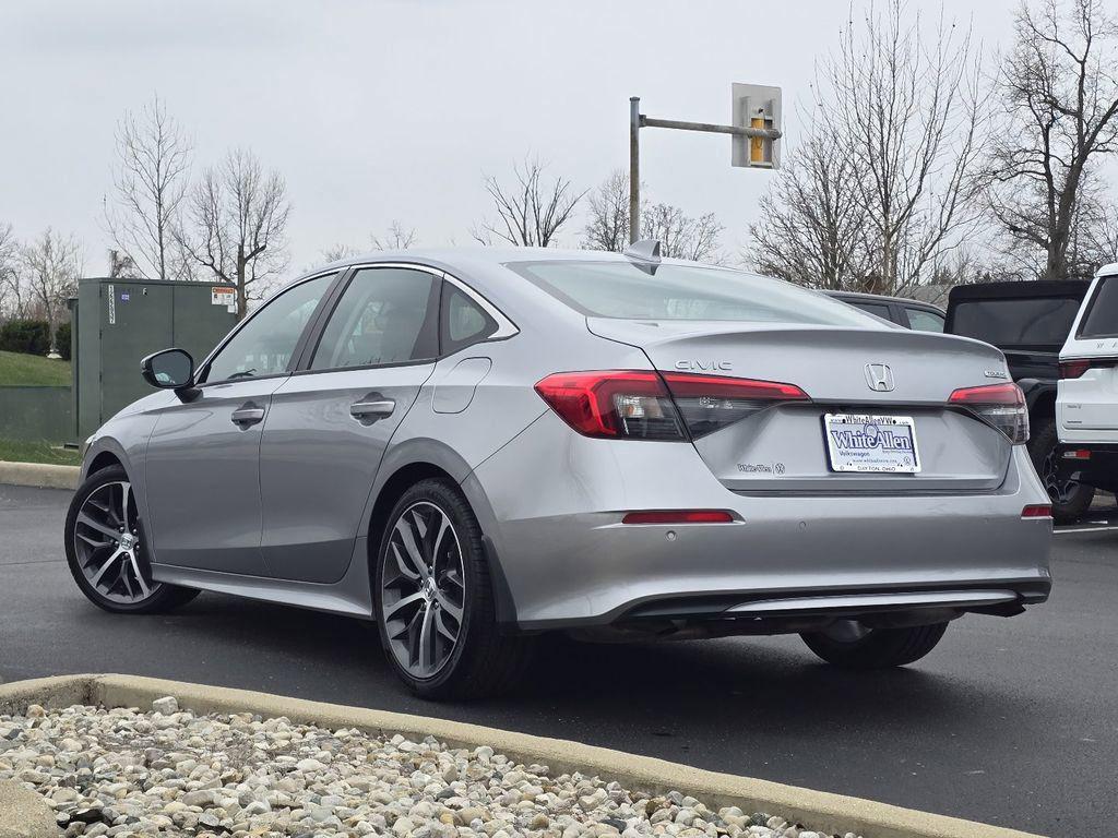 2022 Honda Civic Touring - Photo 24